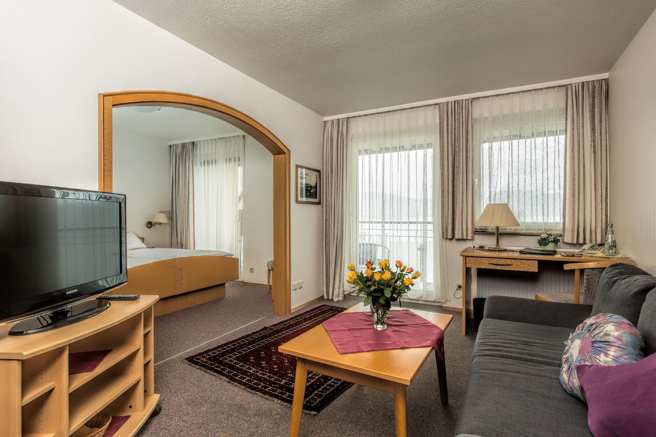 Hotel Pension Cafe Hasler Bodman-Ludwigshafen Exteriör bild